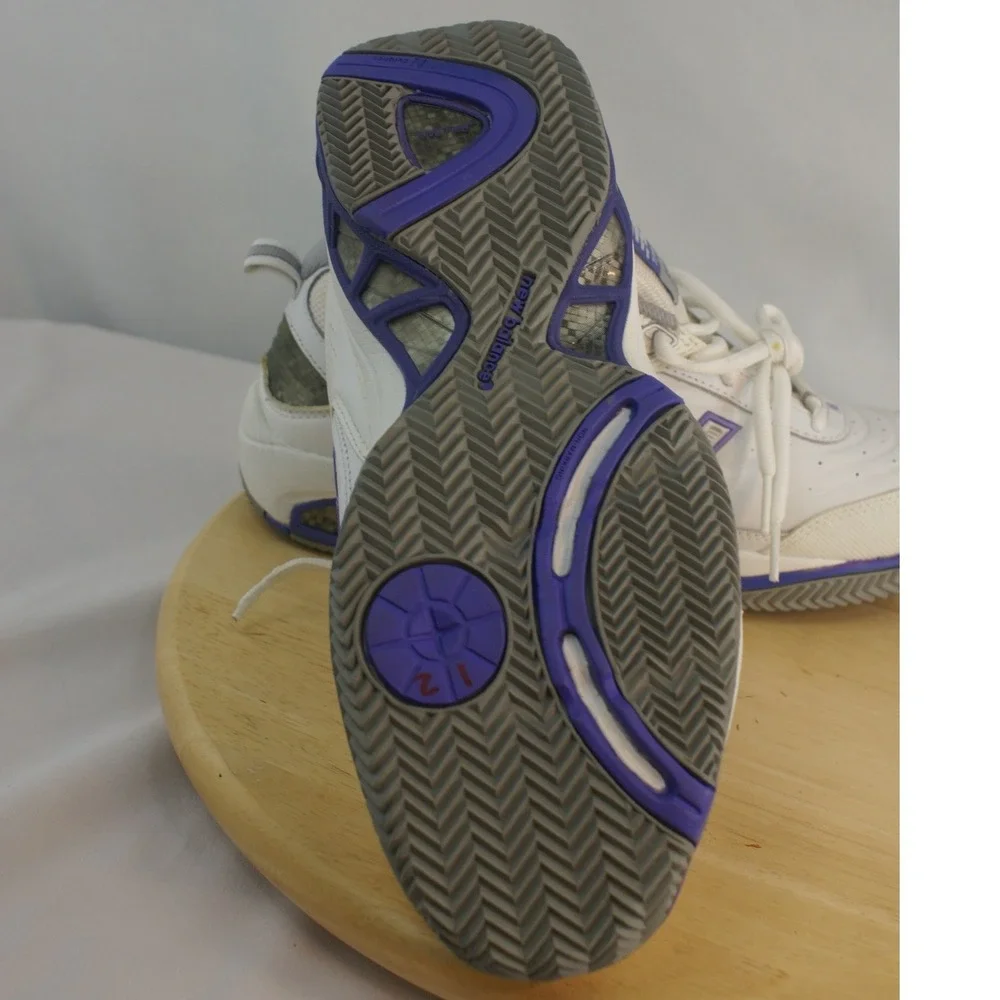 New Balance 806 Tennis Shoes Mens 9.5 White Purple Athletic Sneakers WC806W - Picture 7 of 9